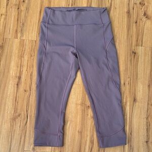 Lululemon Athletica Cropped Pants in Purple